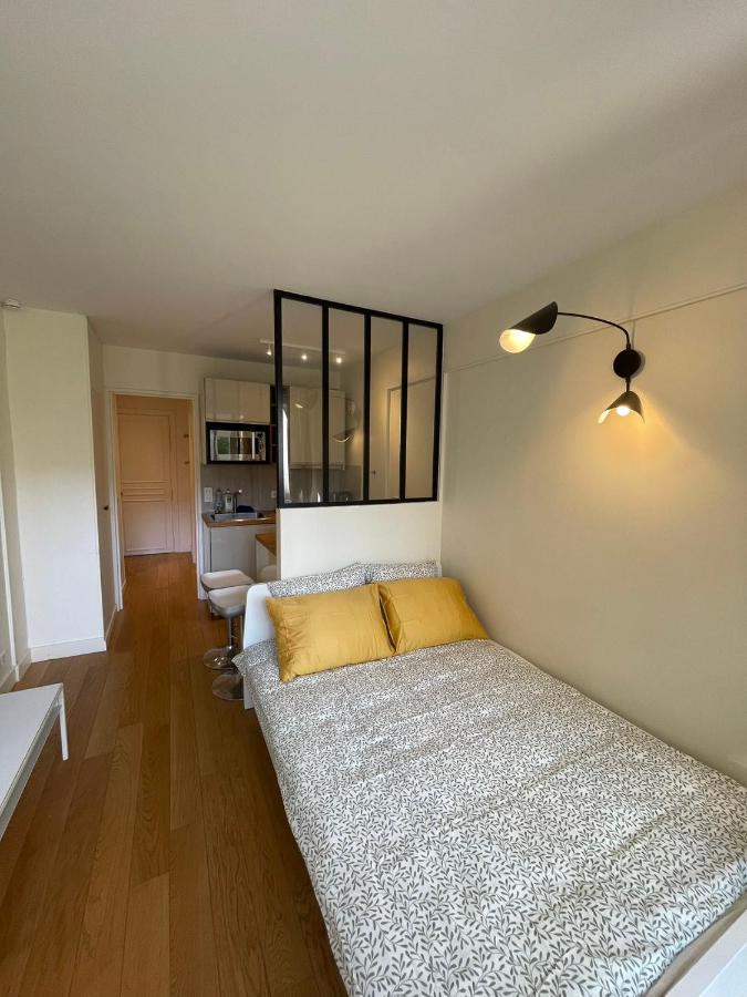Dream Dwell Paris -Studio With Balcony 800M To Trocadero And Tour Eiffel Екстериор снимка