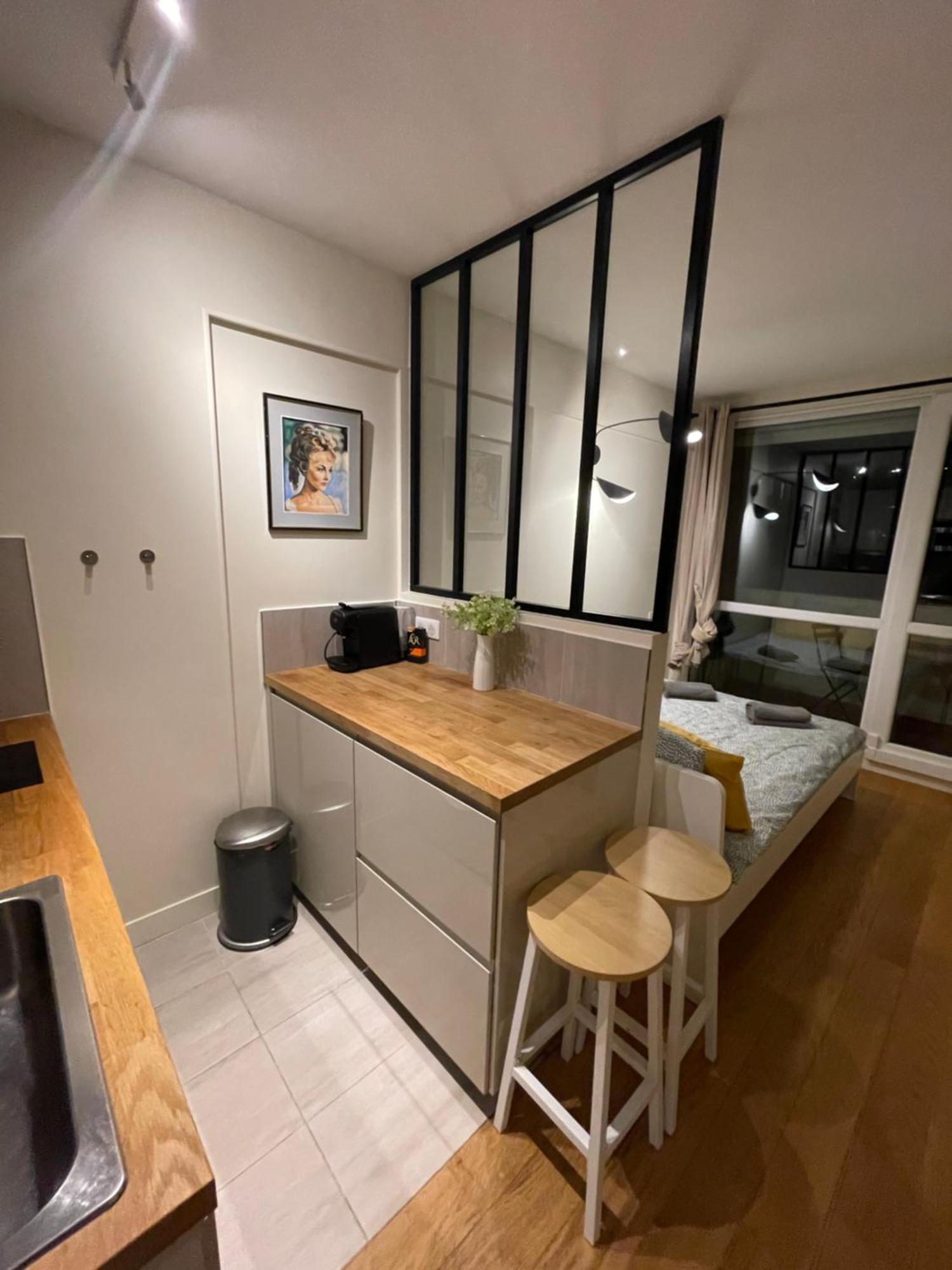 Dream Dwell Paris -Studio With Balcony 800M To Trocadero And Tour Eiffel Екстериор снимка